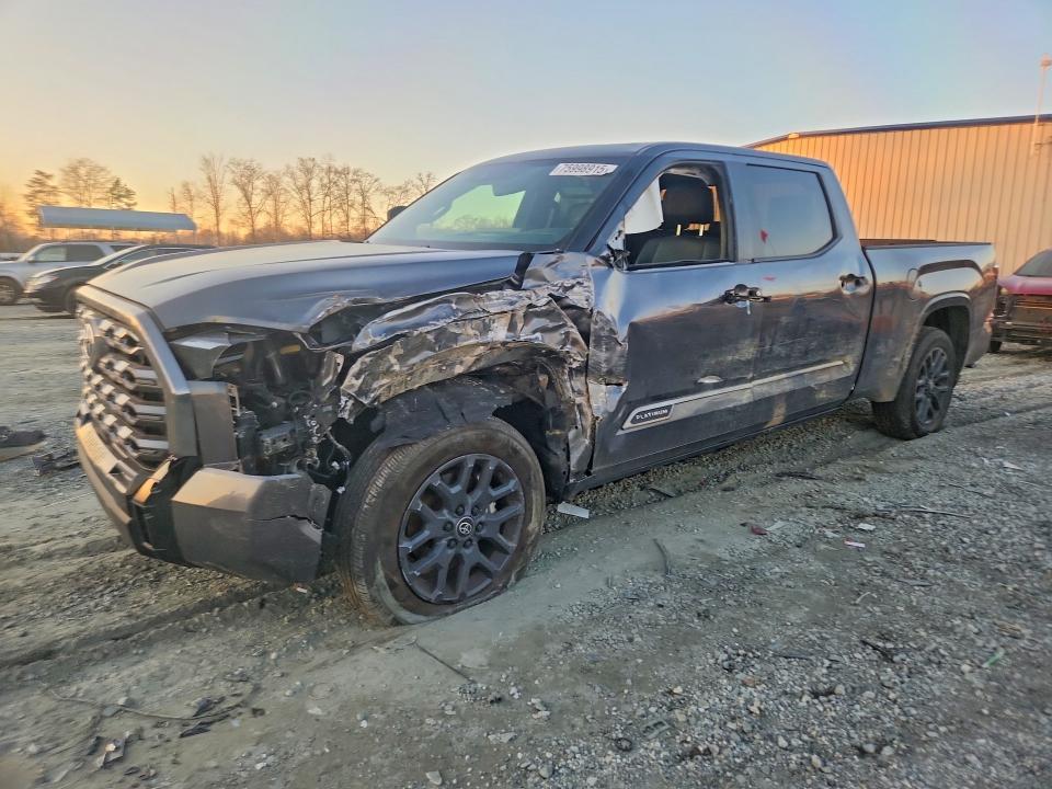 2025 Toyota Tundra Platinum