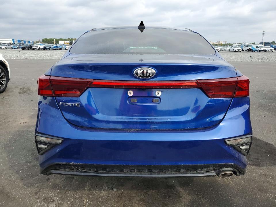 2021 KIA Forte lxs