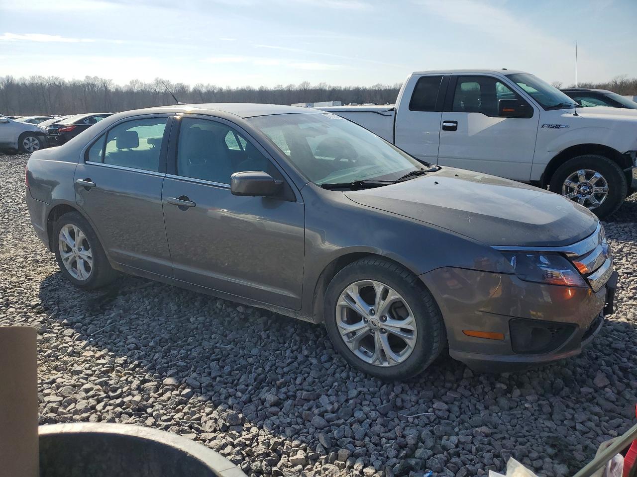 2012 Ford Fusion se