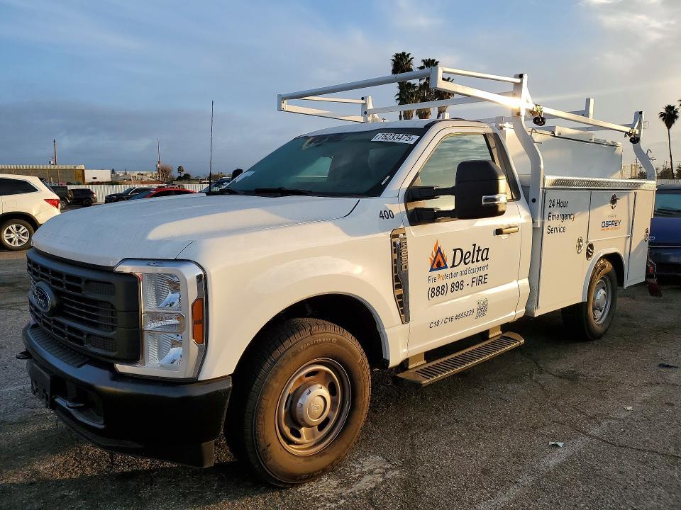 2025 Ford F250 Super Duty Utility / Service Truck