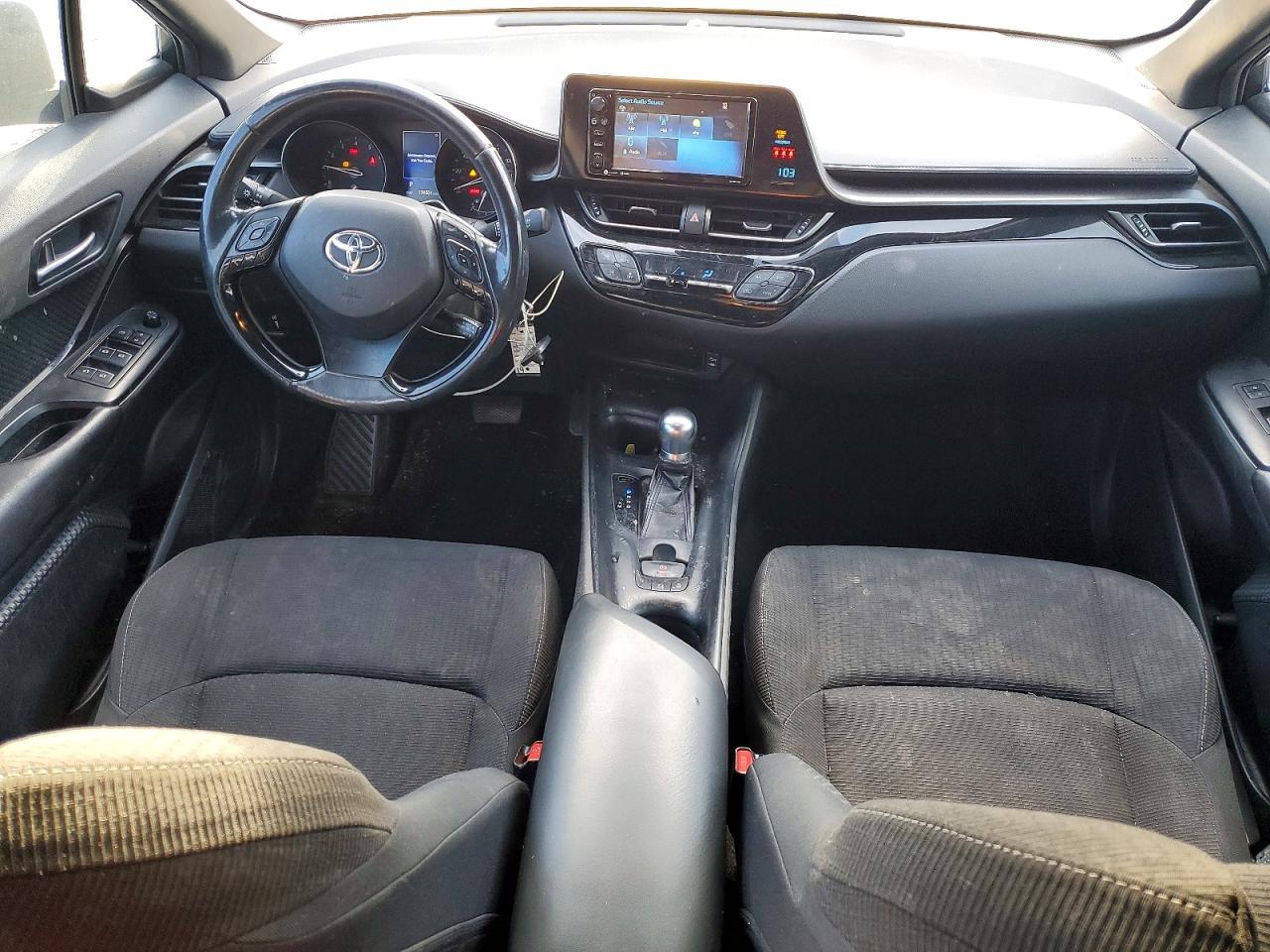 2018 Toyota C-hr xle