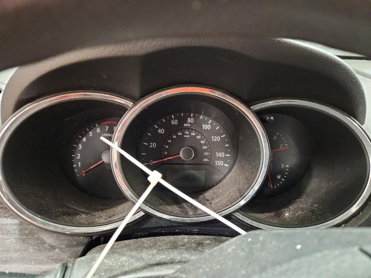 2013 KIA Sorento lx