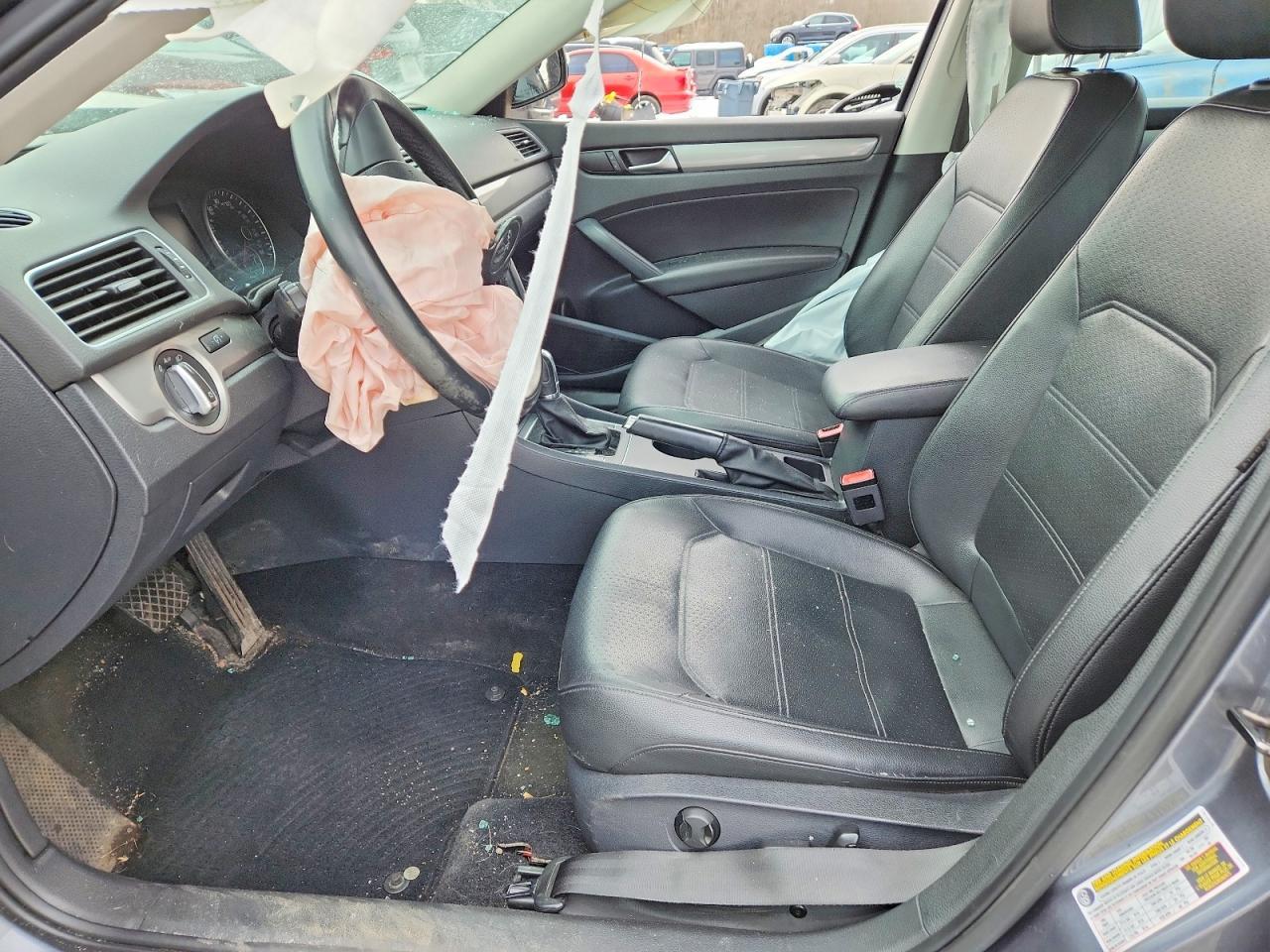 2014 Volkswagen Passat s