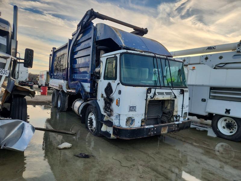 2015 Autocar Llc 2015 Autocar Xpeditor Refuse Truck