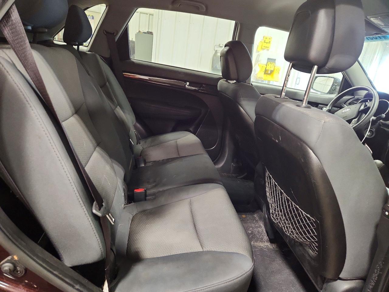 2013 KIA Sorento lx