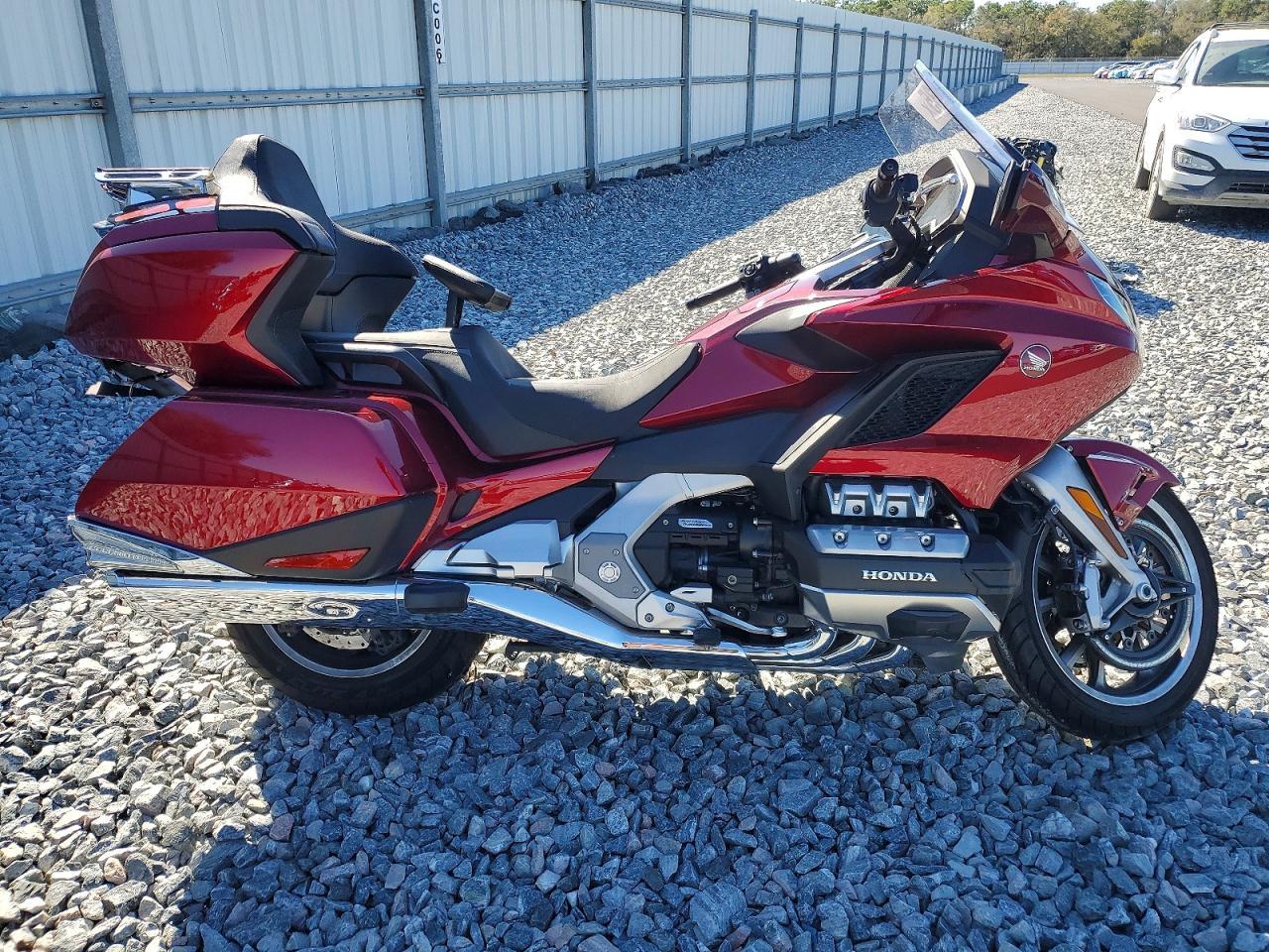 2023 Honda GL1800 D