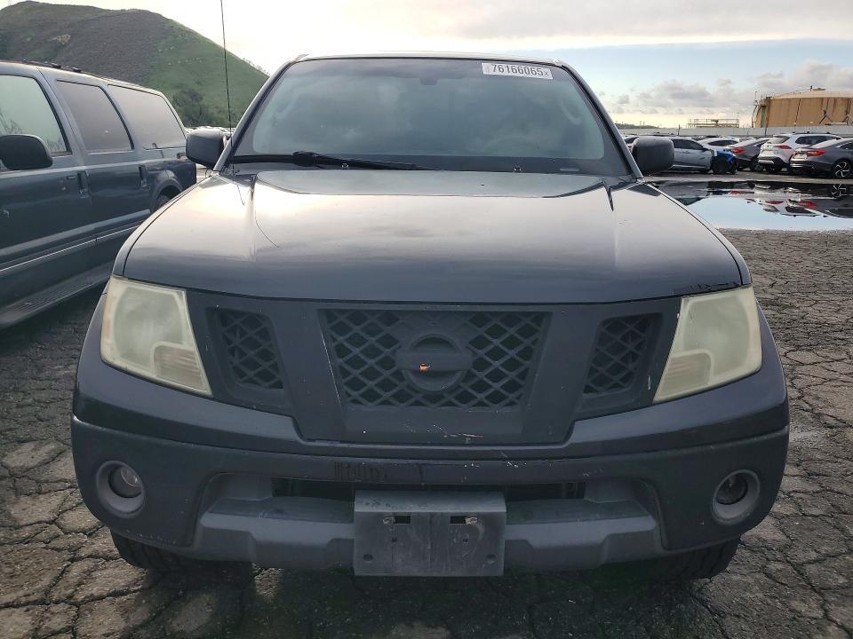 2011 Nissan Frontier SV