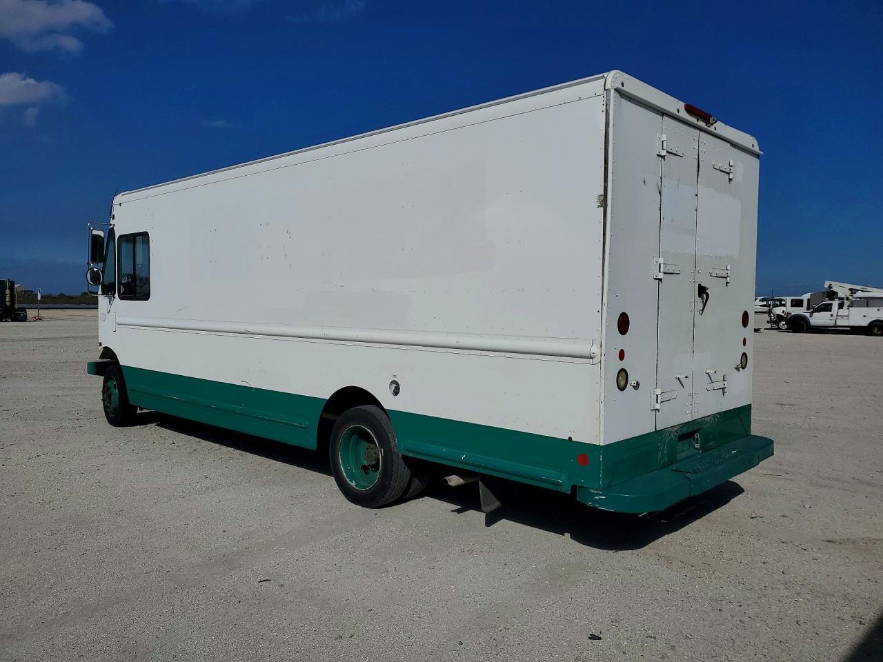 2012 Workhorse Custom Chassis 2012 Workhorse W62 Delivery Truck