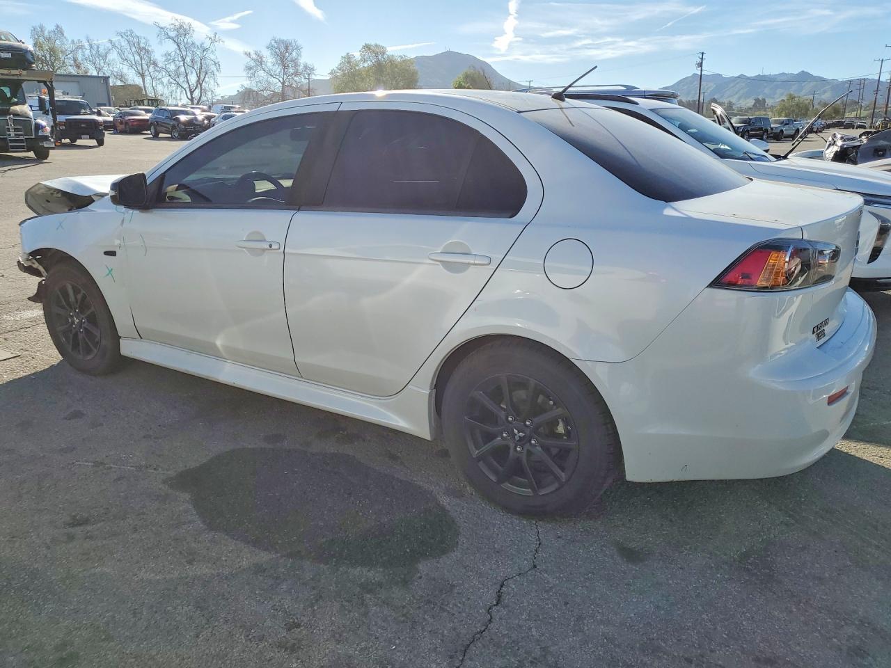 2017 Mitsubishi Lancer es