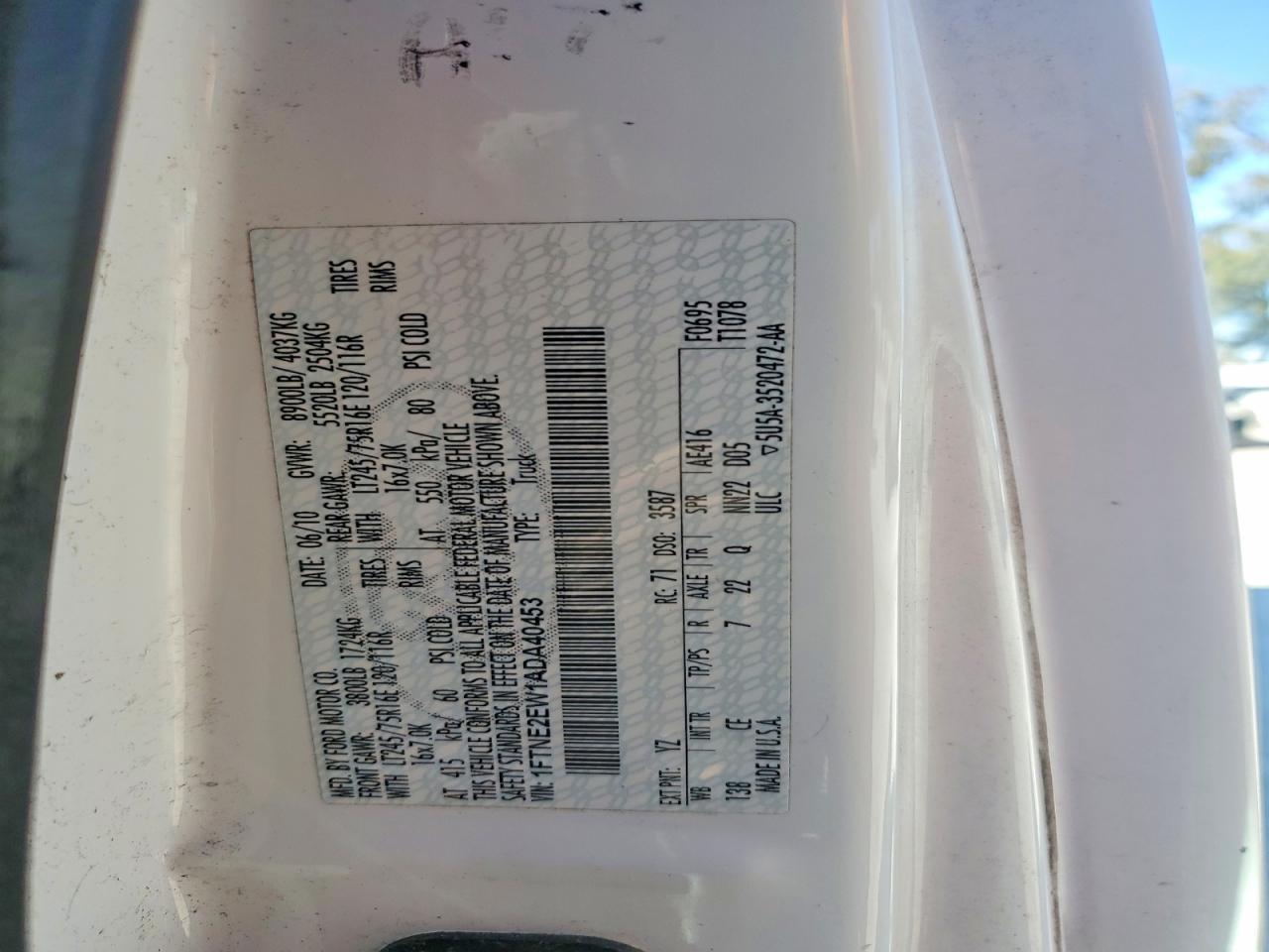 2010 Ford Econoline E250 van