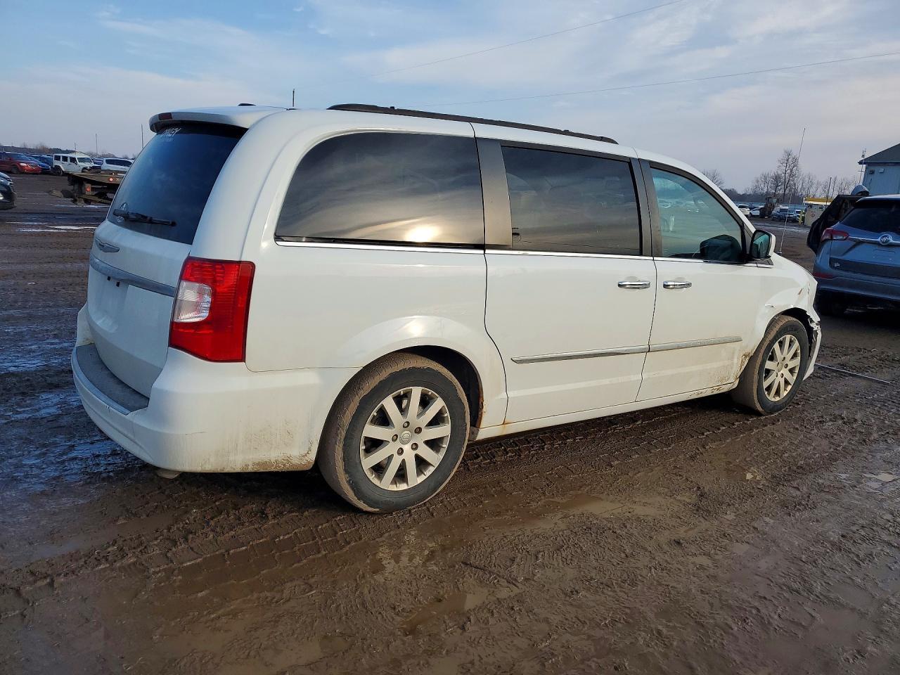 2015 Chrysler Town & Country Touring