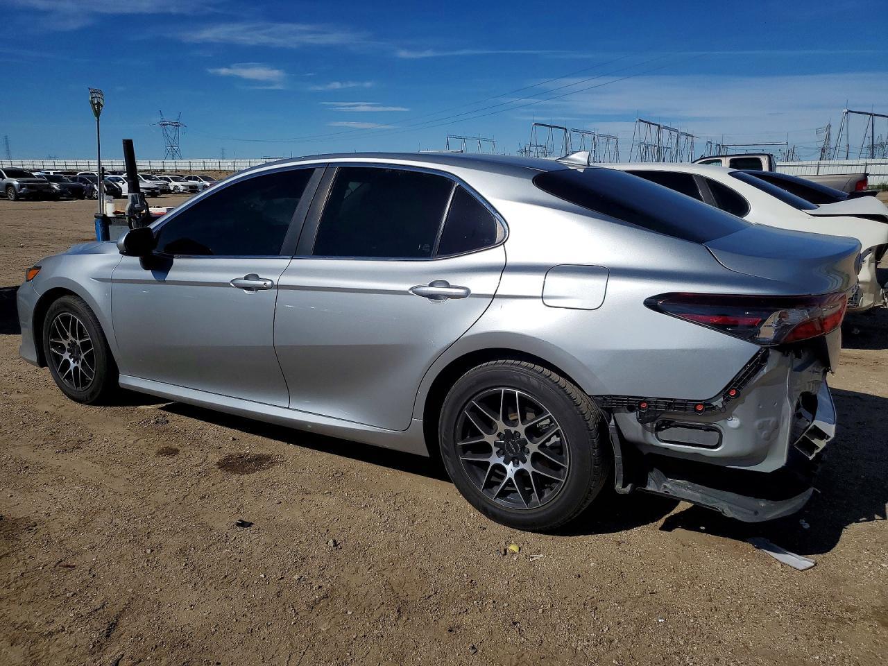 2023 Toyota Camry le
