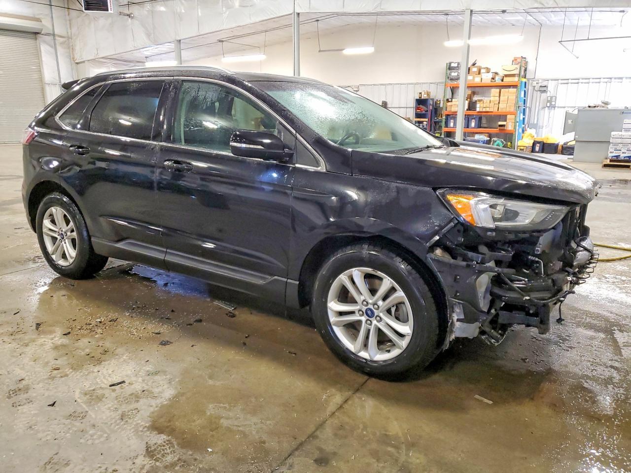 2020 Ford Edge sel