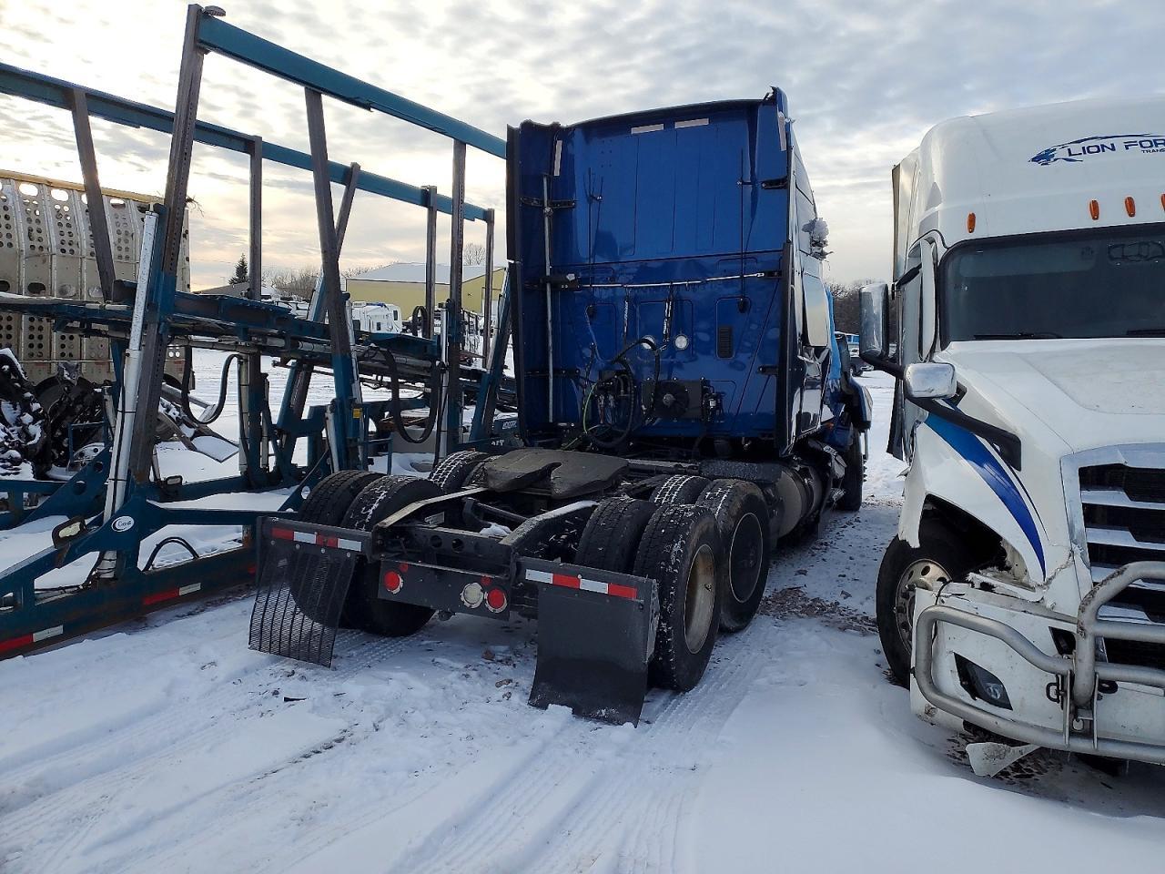 2021 International LT625