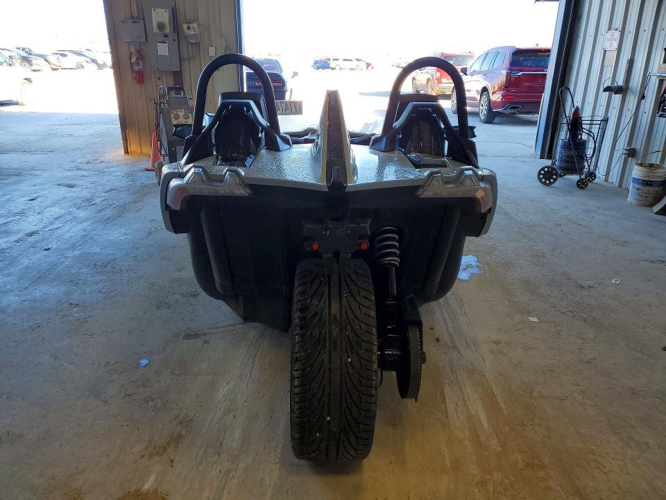 2024 Polaris Slingshot sl