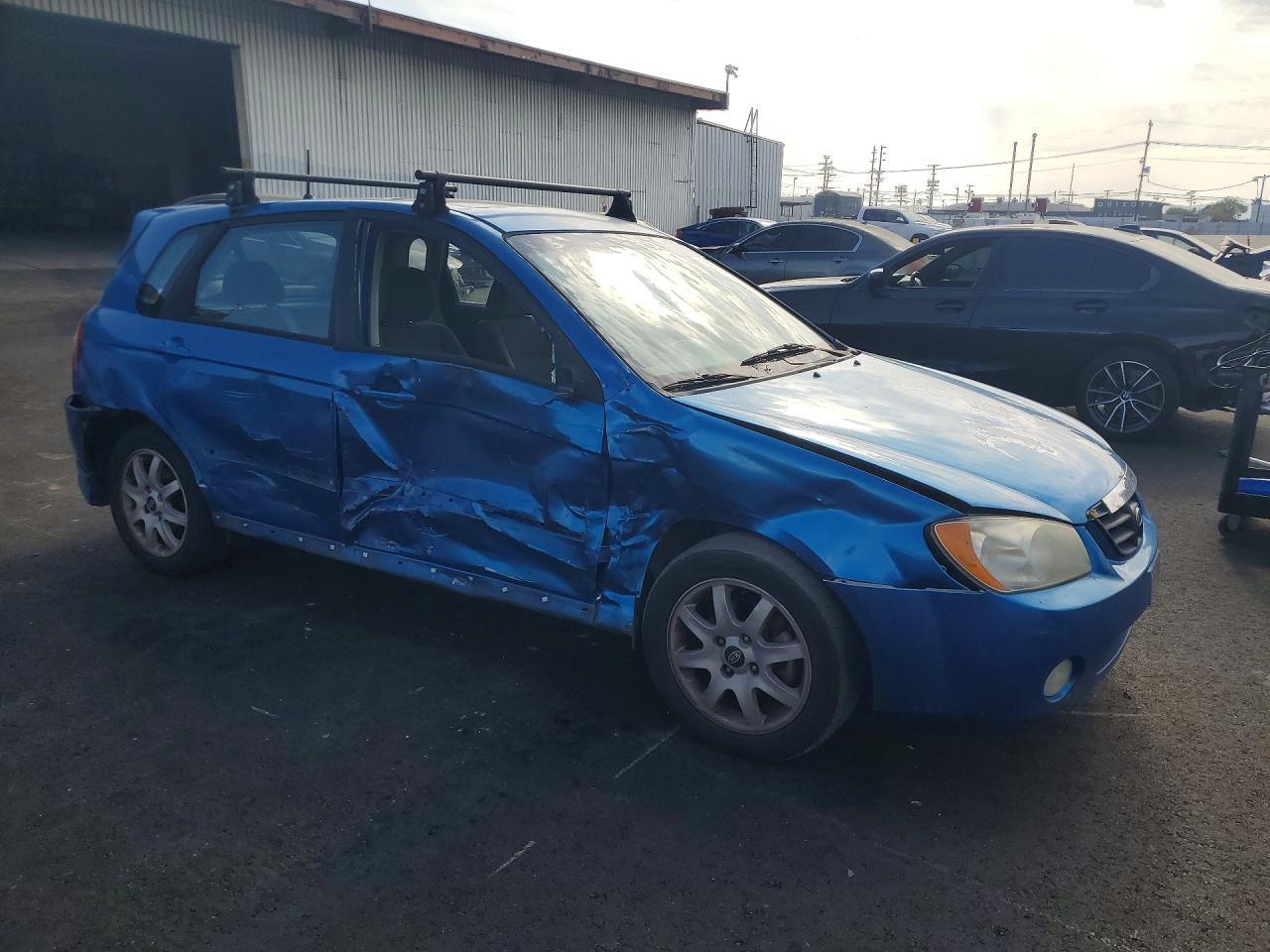 2005 KIA Spectra5