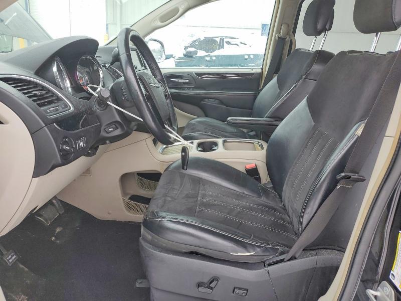 2014 Chrysler Town & Country Touring l