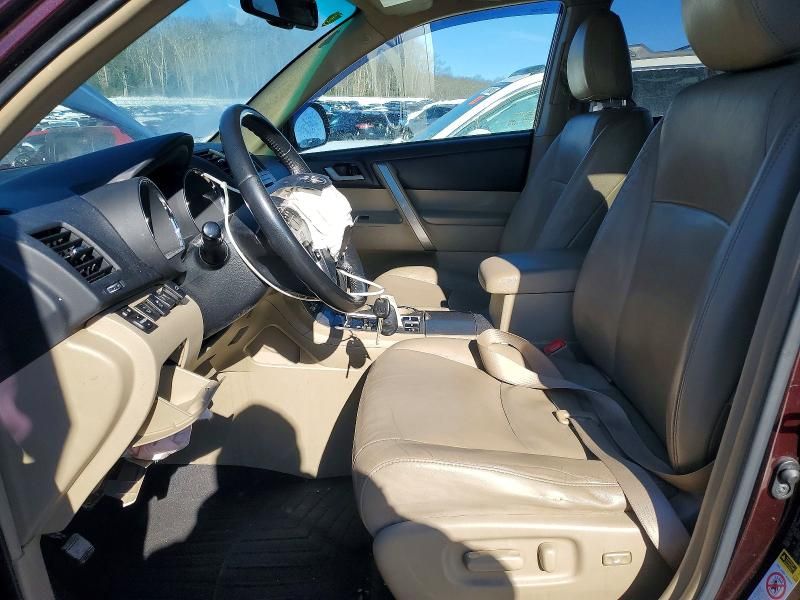 2012 Toyota Highlander Base