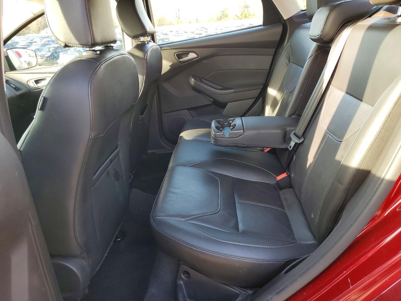 2016 Ford Focus se
