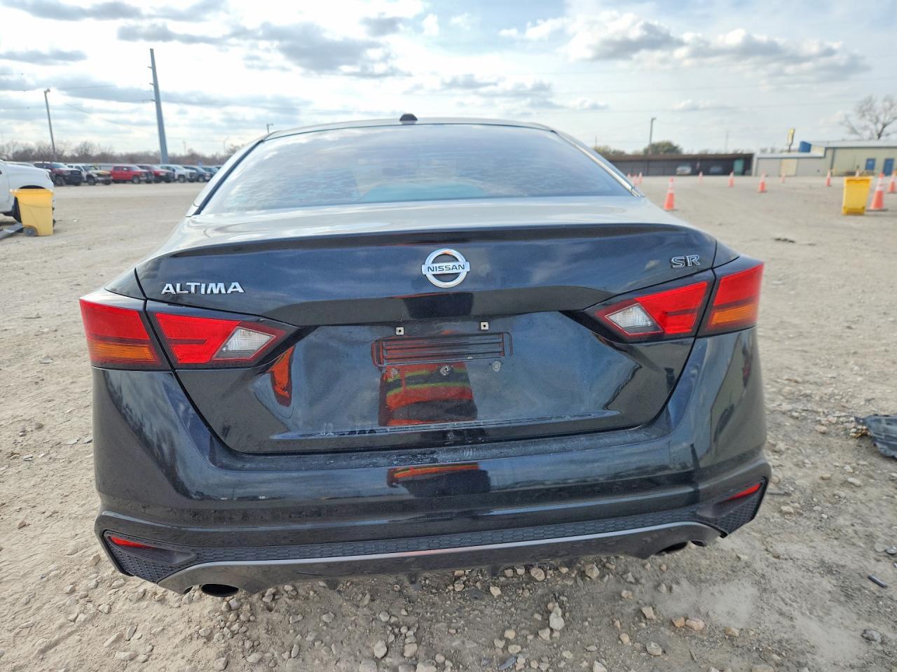 2019 Niss Altima sr