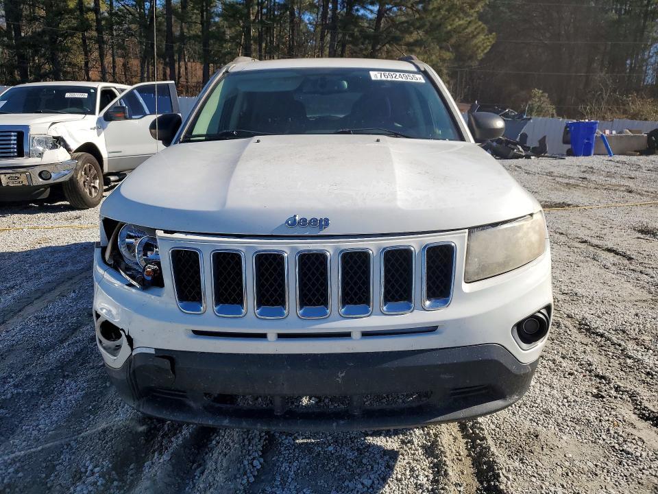 2016 Jeep Compass Sport