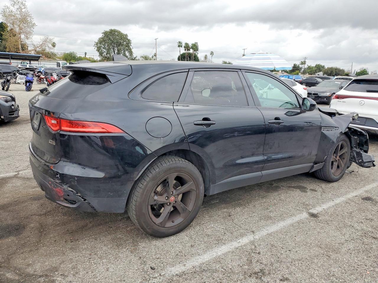 2020 Jaguar F-pace Prestige