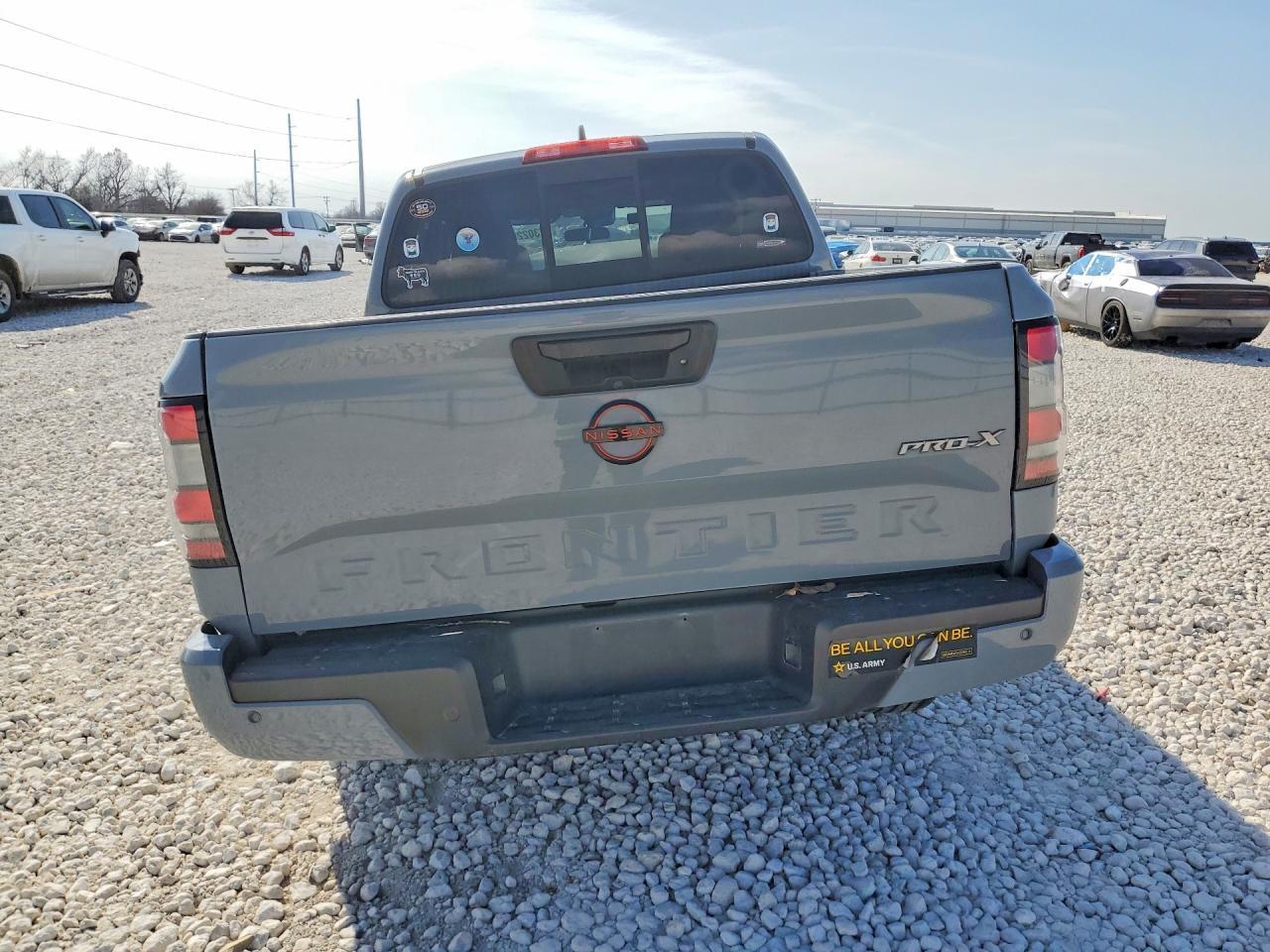 2022 Niss Frontier s