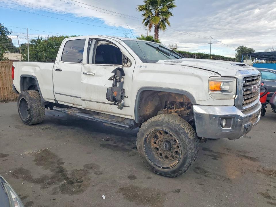 2018 GMC Sierra K2500 slt