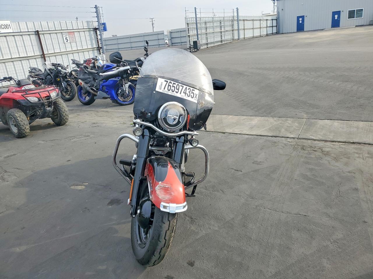 2025 Harley-Davidson Flhc