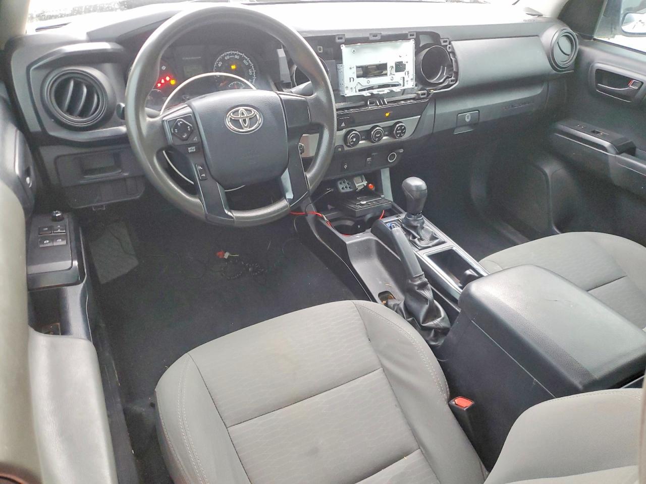 2017 Toyota Tacoma SR