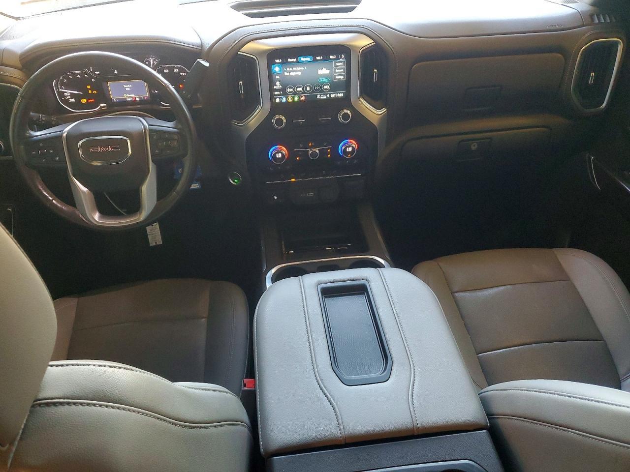 2021 GMC Sierra K1500 slt