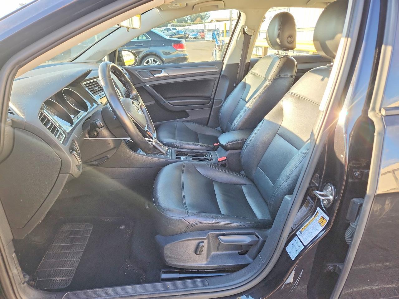 2019 Volkswagen E-golf se