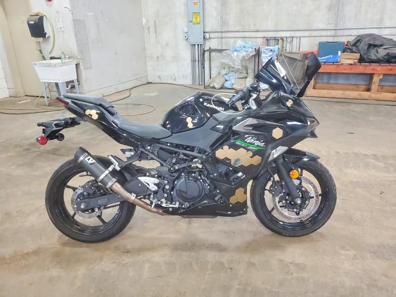 2024 Kawasaki Ex500 h