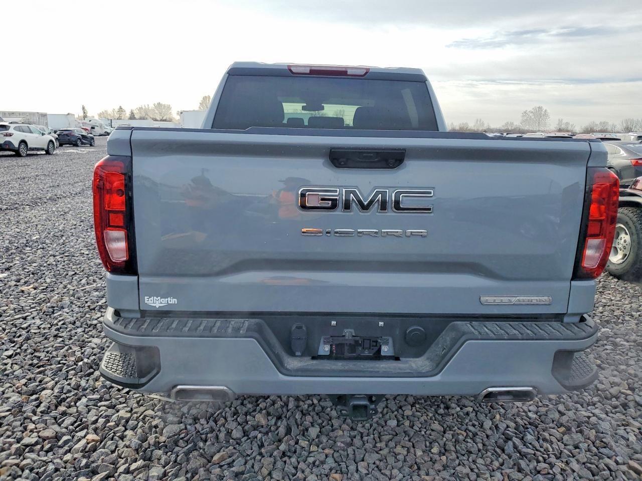 2024 GMC Sierra K1500 Elevation