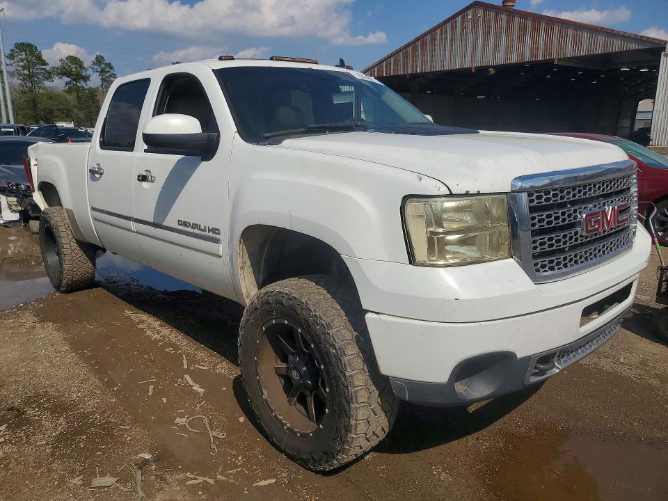 2011 GMC Sierra K2500 Denali