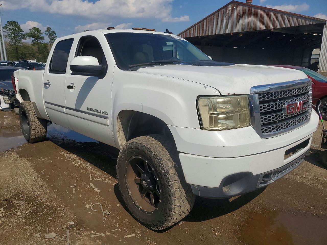 2011 GMC Sierra K2500 Denali