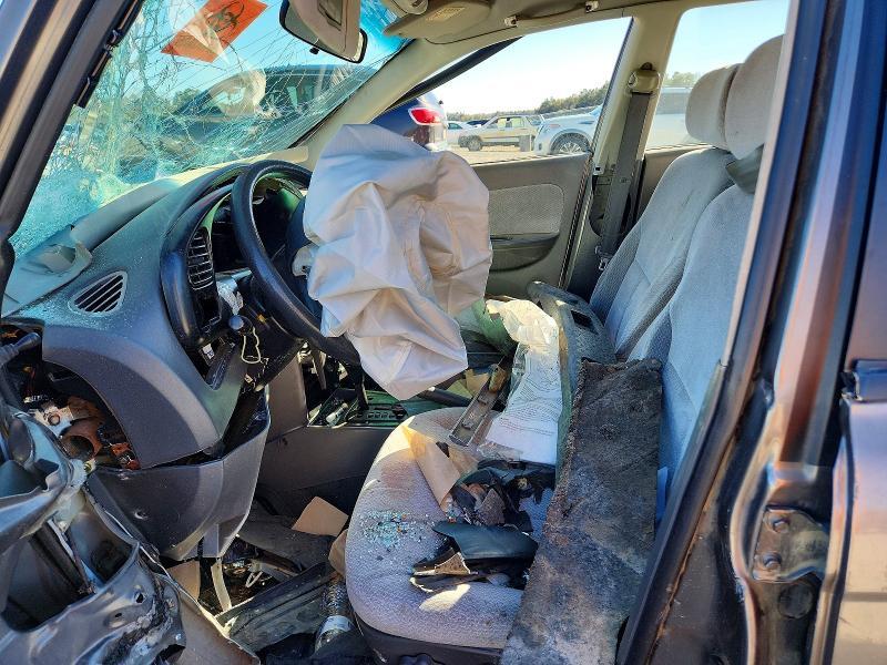 2002 KIA Spectra Base