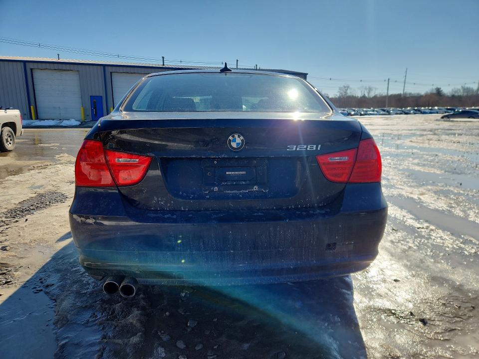 2011 BMW 328 xi Sulev
