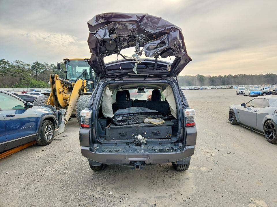 2014 Toyota 4runner SR5