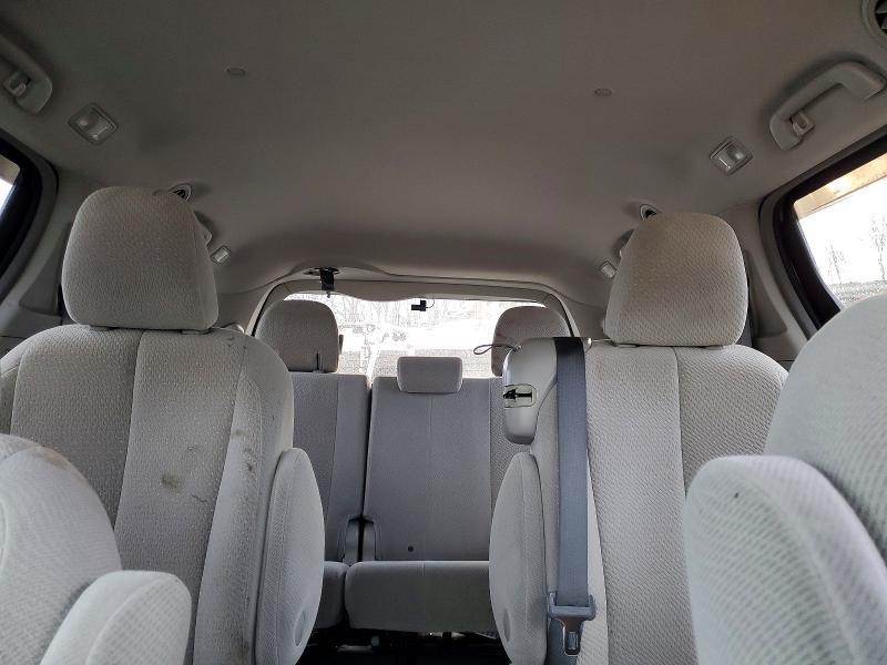 2014 Toyota Sienna le
