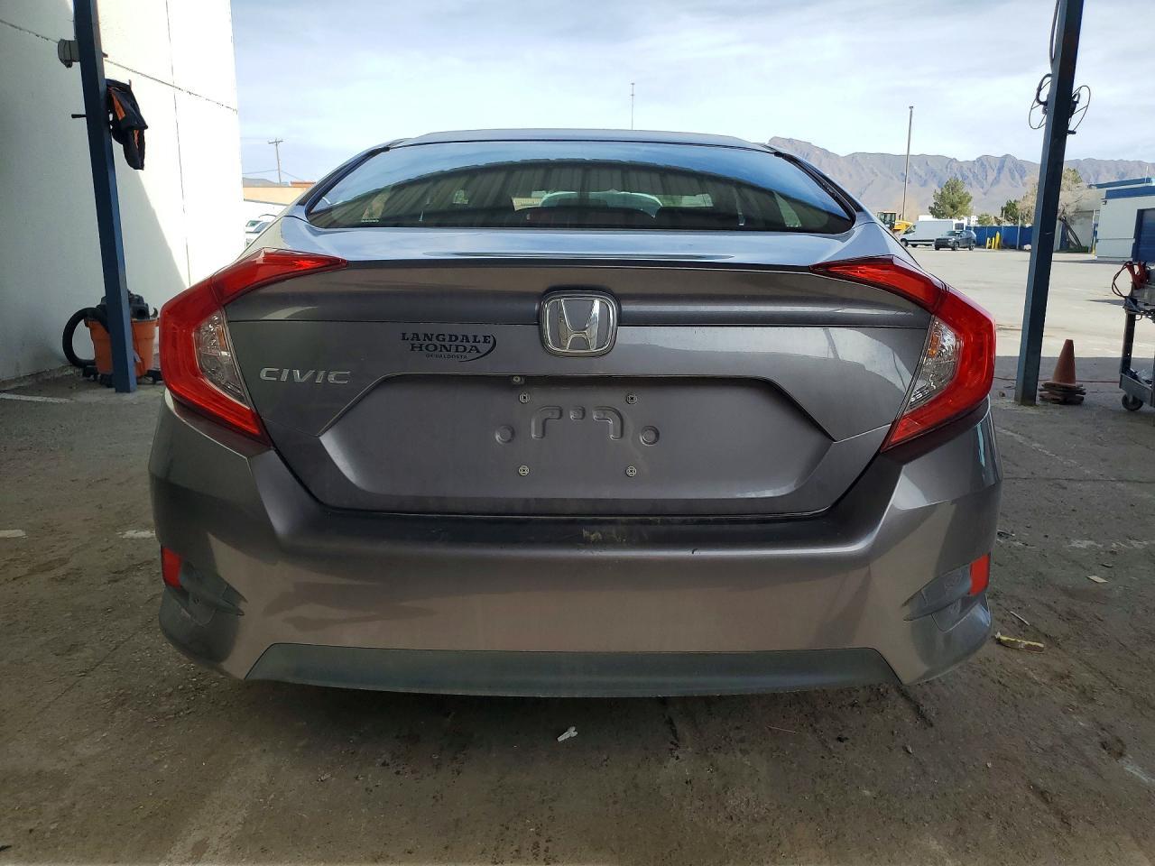 2018 Honda Civic lx