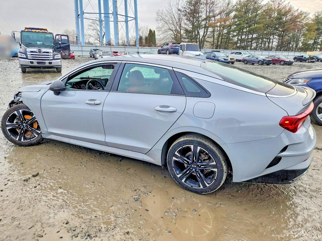 2021 KIA K5 gt Line