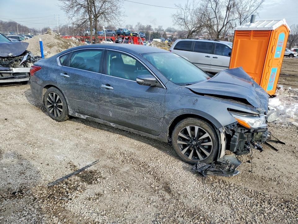 2018 Niss Altima