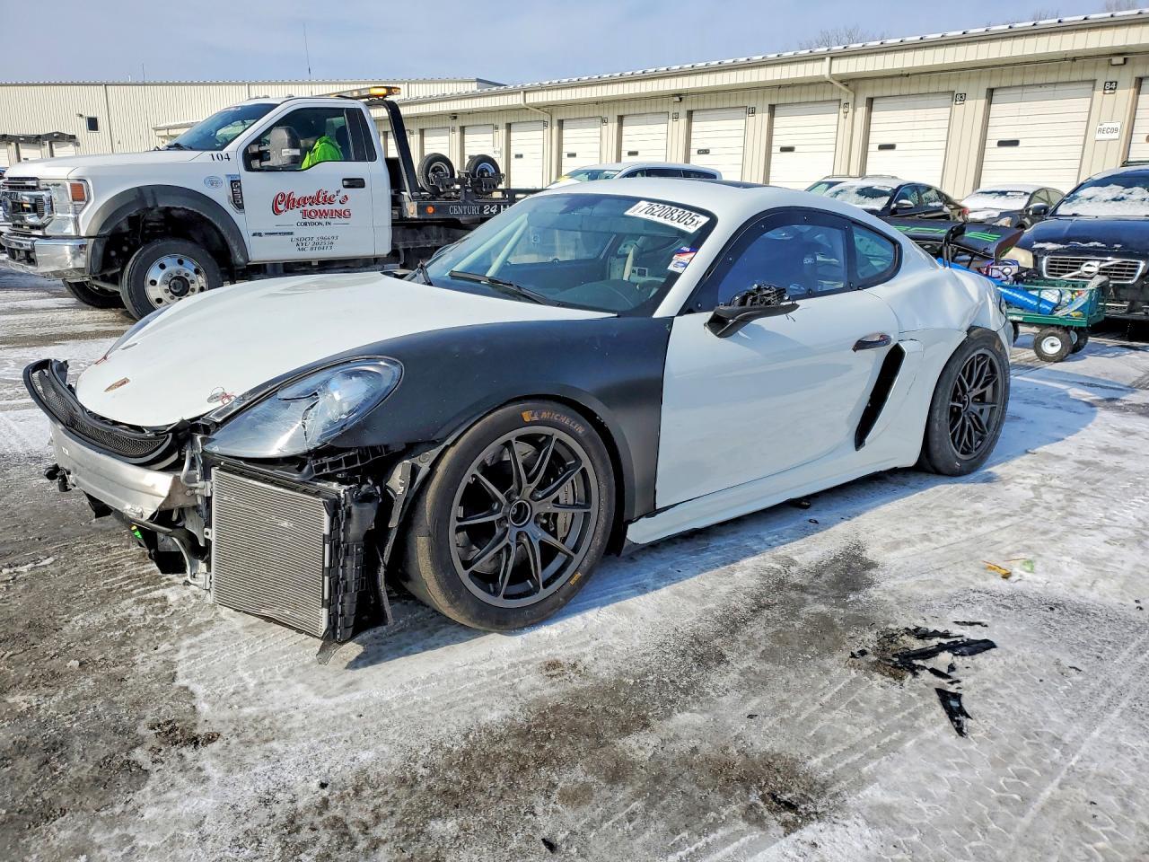 2020 Porsche Cayman GT4