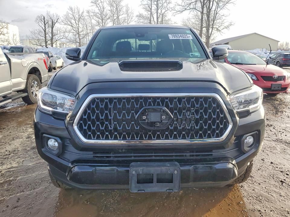 2020 Toyota Tacoma trd Sport