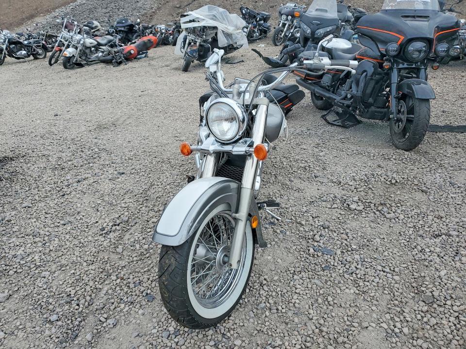 2003 Suzuki VL800