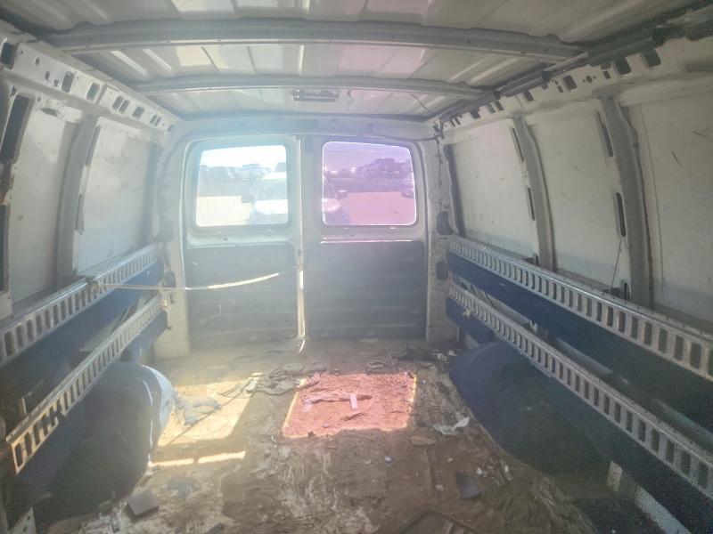 2012 Chev Express G1500