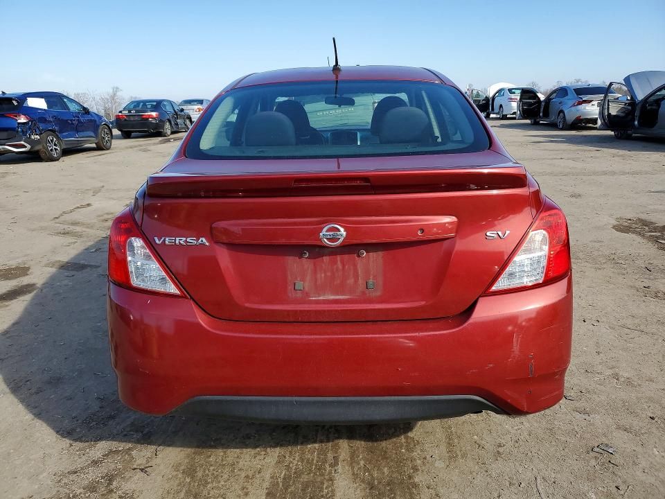 2018 Nissan Versa s