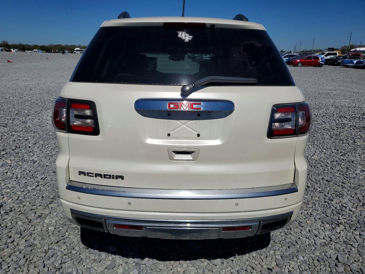 2014 GMC Acadia Denali