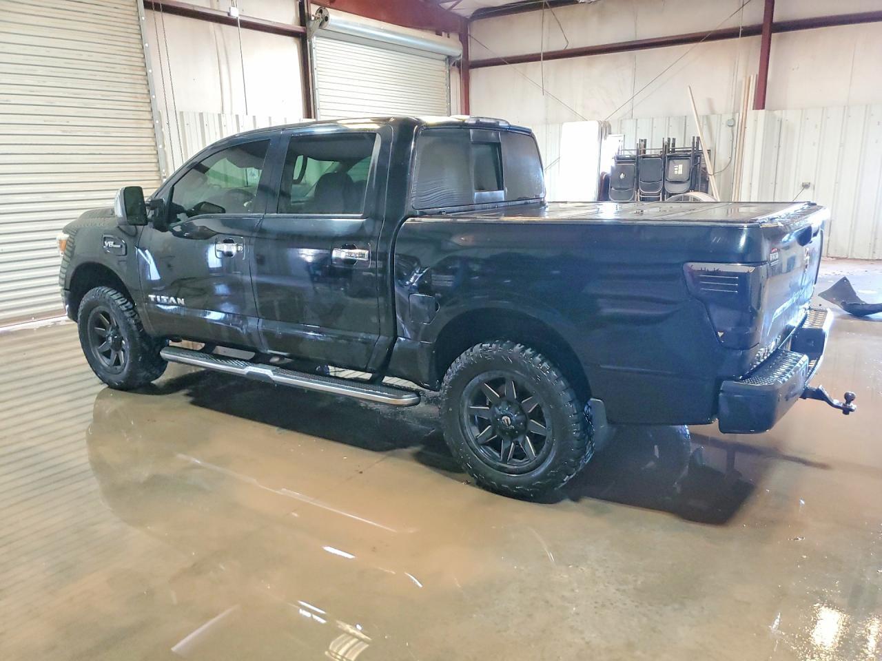 2017 Nissan Titan SL